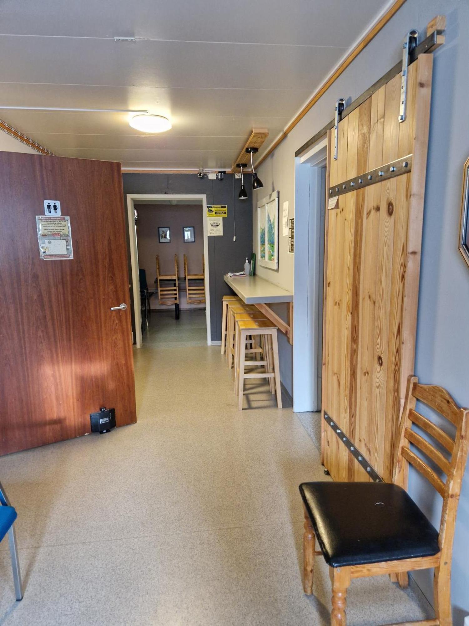 Tehusith Hostel & Guesthouse เอยิลส์สตาดีร์ ภายนอก รูปภาพ