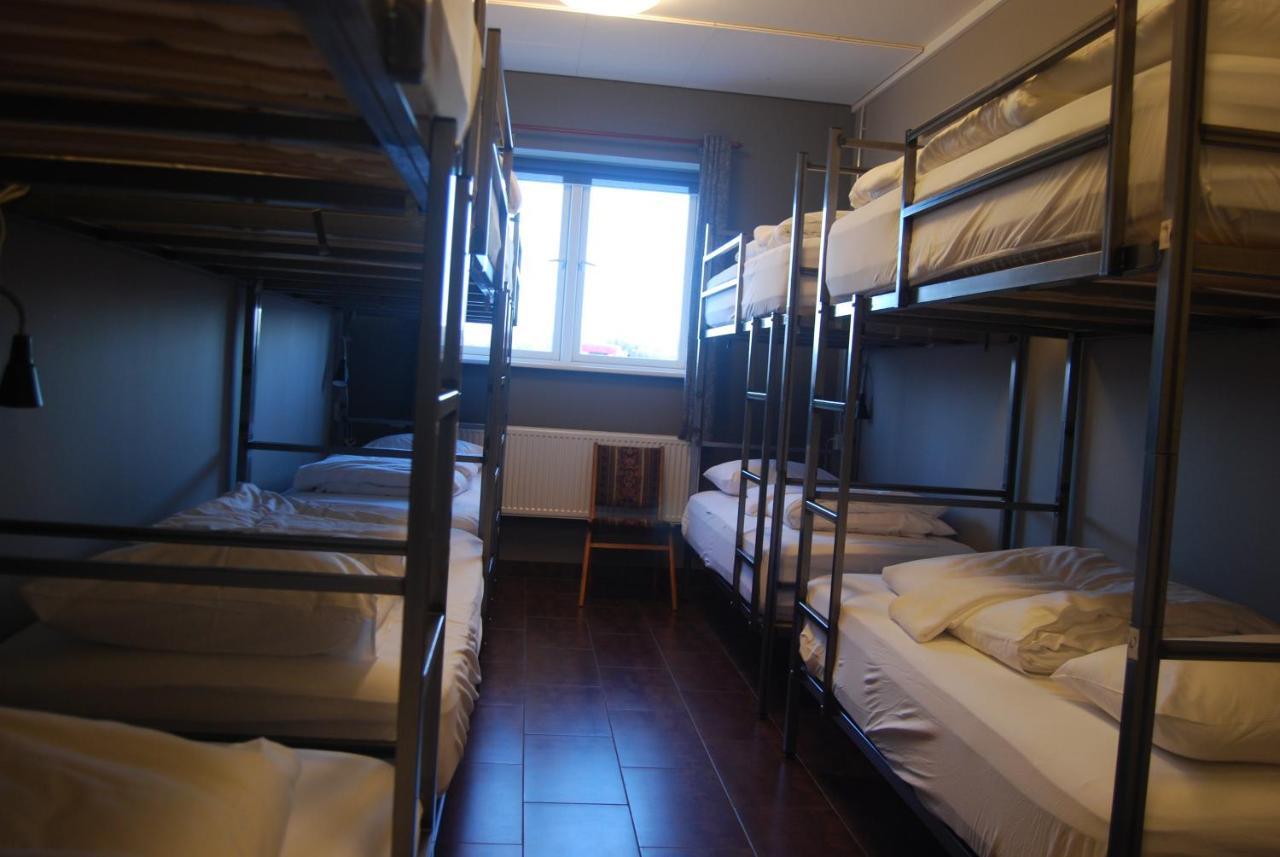 Tehusith Hostel & Guesthouse เอยิลส์สตาดีร์ ภายนอก รูปภาพ